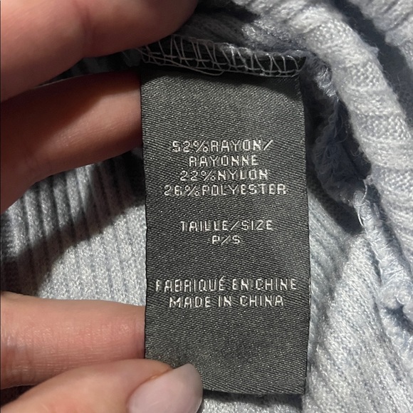 Suzy Shier | Blue Faux Leather Trim Hi-Low Top - Picture 4 of 10